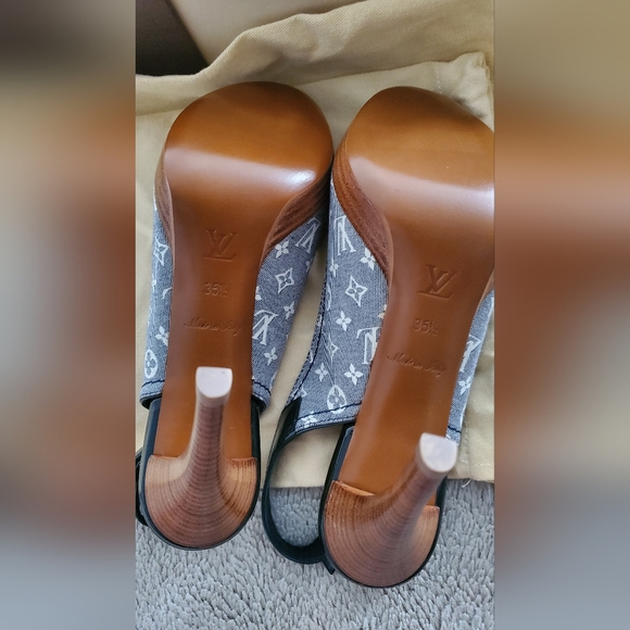 LOUIS VUITTON Monogram Idylle Slingback Open Toe Pumps - Picture 5 of 7